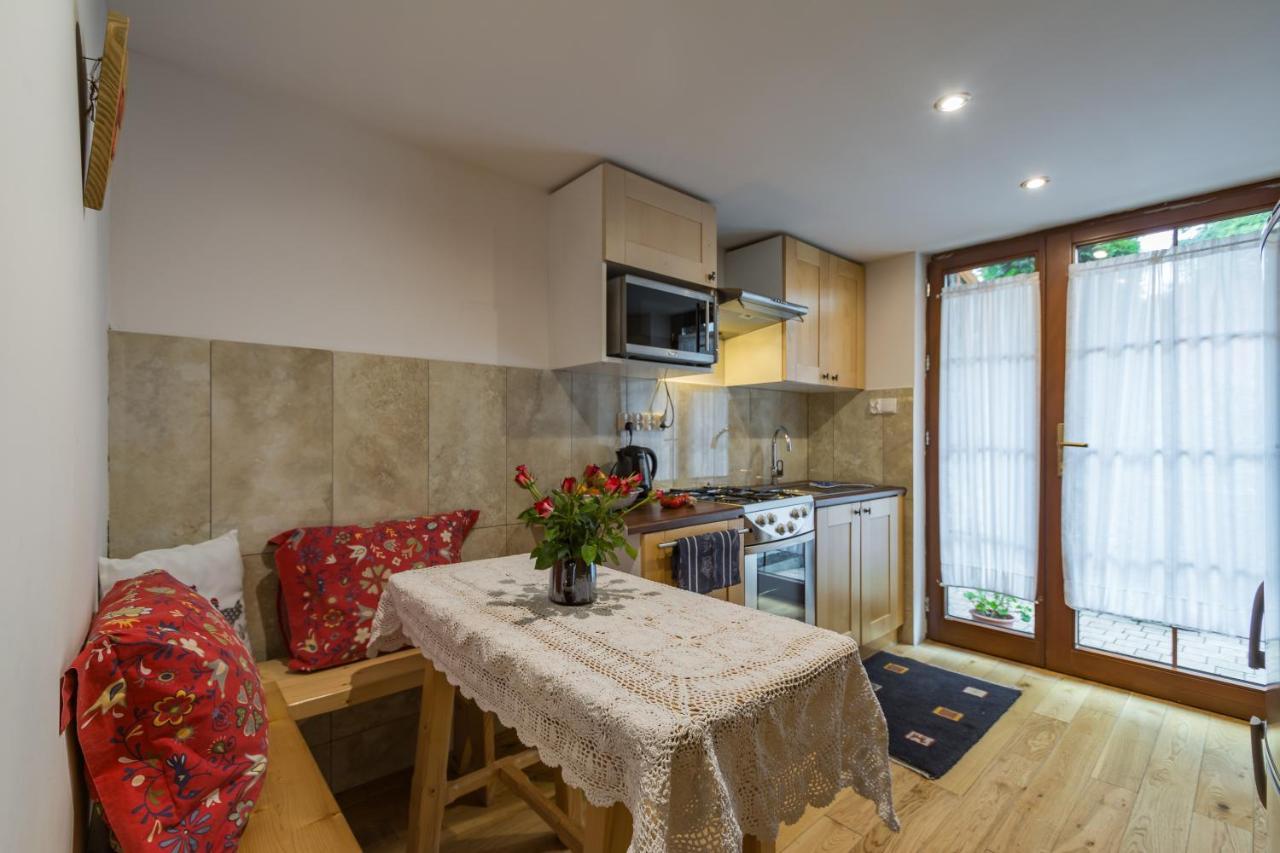 Pokoje I Apartamenty Centrum - Willa Bajeczka Zakopane Luaran gambar